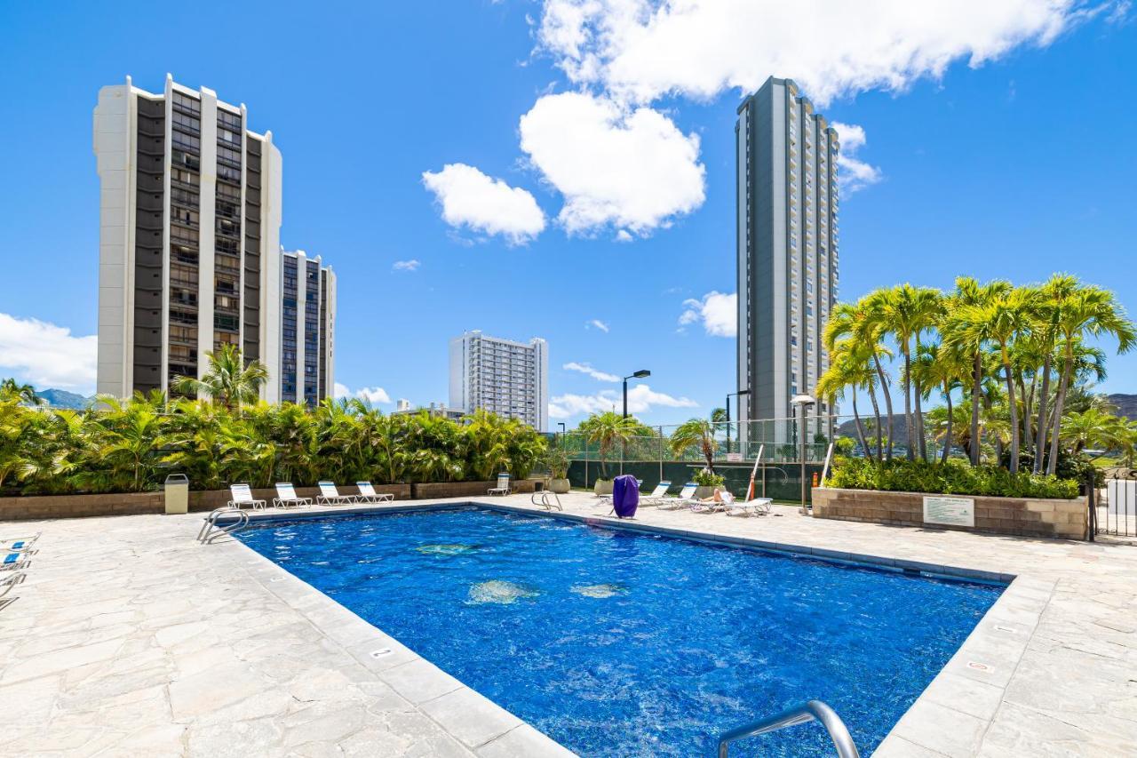Beautiful Mountain View In Waikiki Sunset With Parking Apartment Honolulu Ngoại thất bức ảnh
